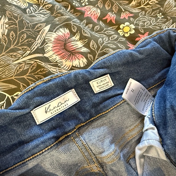 KanCan Blue Flare Jeans - Picture 3 of 6